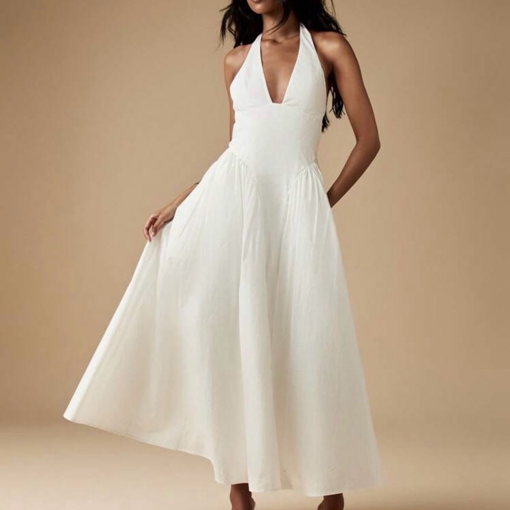 Elegant White Halter Maxi Dress